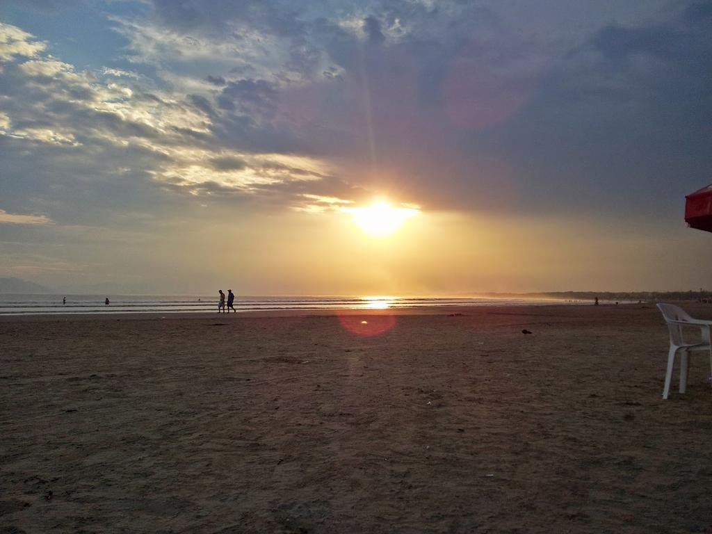 Pousada Raios De Sol Indaia Bertioga Dış mekan fotoğraf